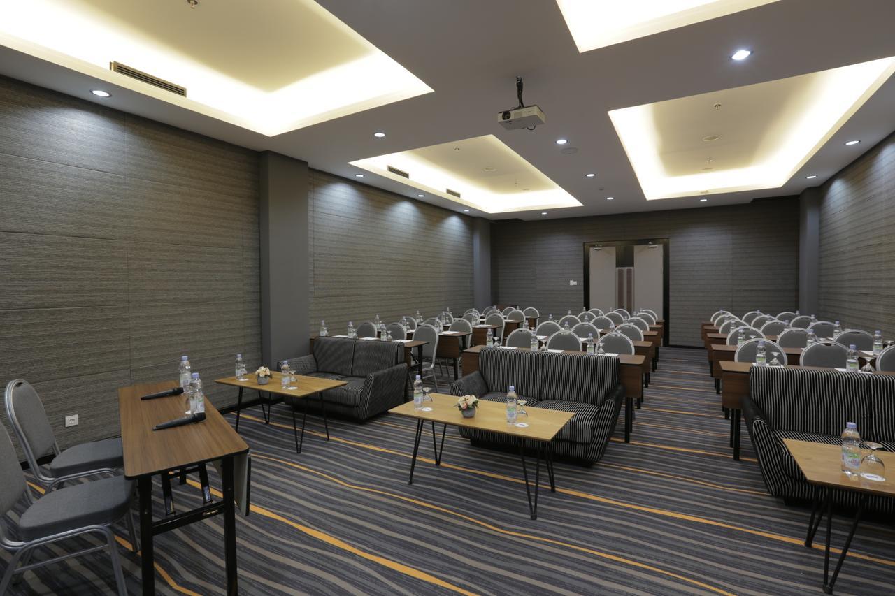 Kyriad Hotel Muraya Aceh Μπάντα Άτσεχ Εξωτερικό φωτογραφία